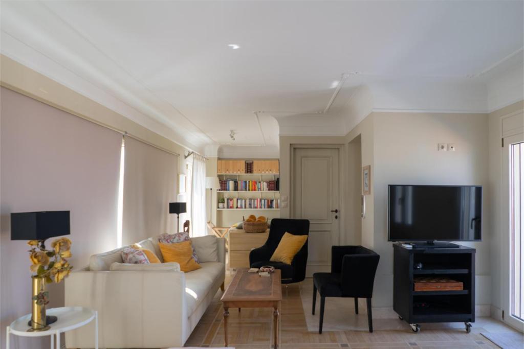 Alli Meria Unique Room With Indoor Pool & Attic מראה חיצוני תמונה