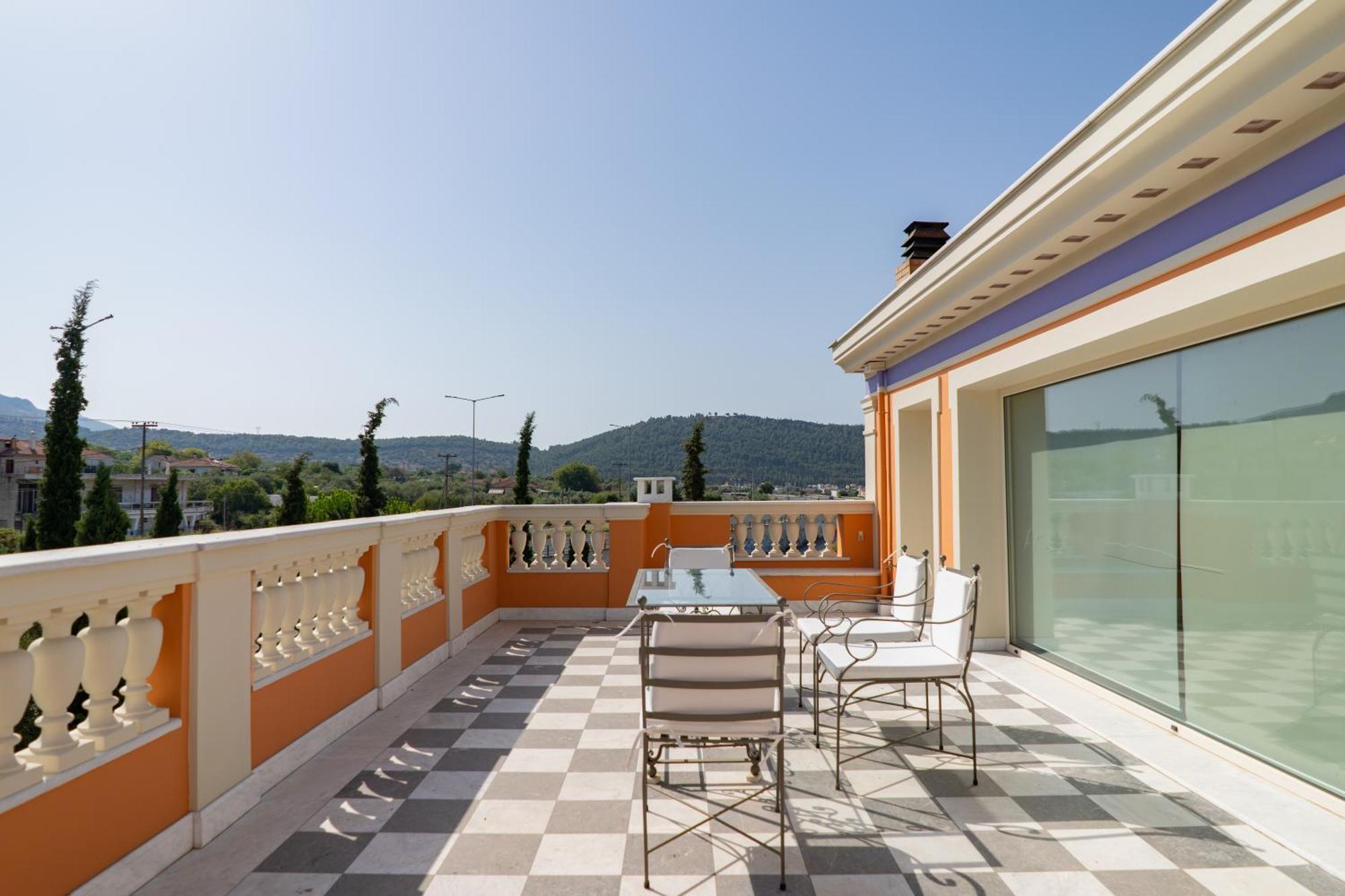 Alli Meria Unique Room With Indoor Pool & Attic מראה חיצוני תמונה